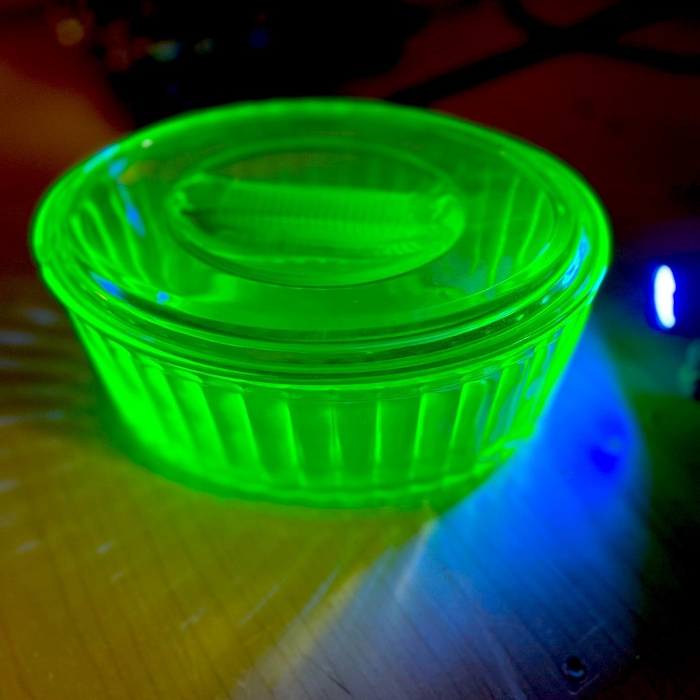Uranium glass dish